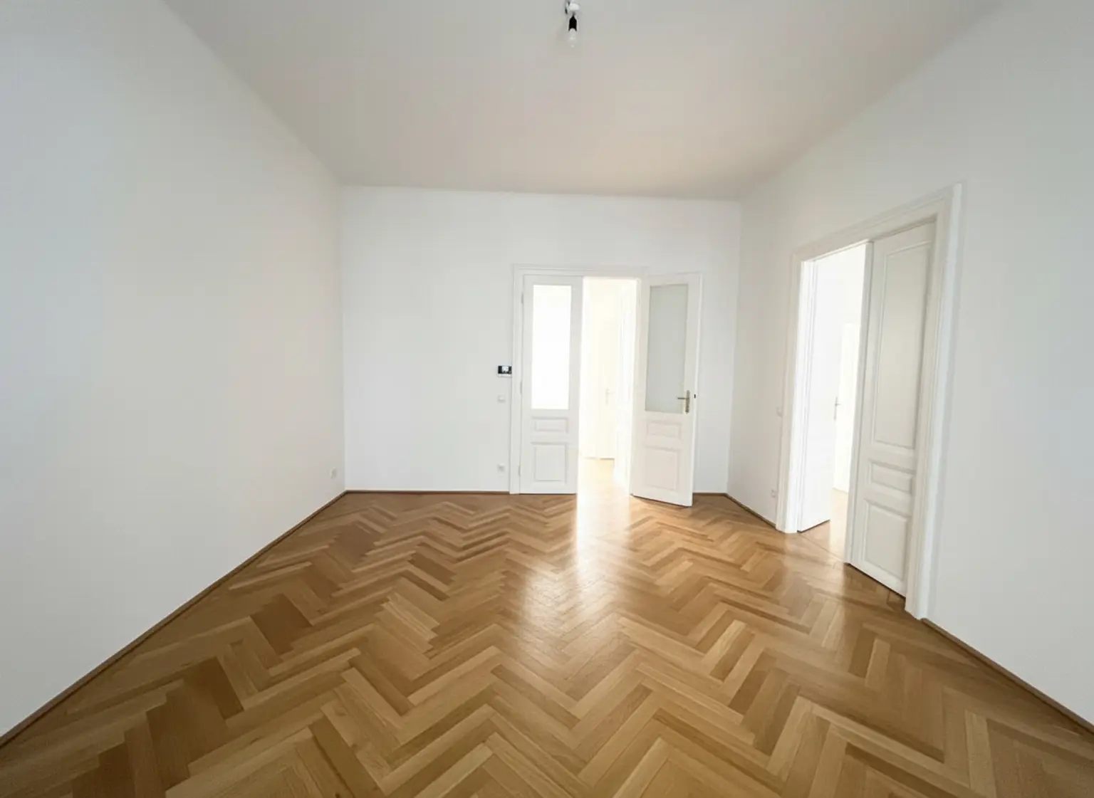 UNBEFRISTET: Ansprechende 3-Zimmer-Altbauwohnung nahe Belvedere