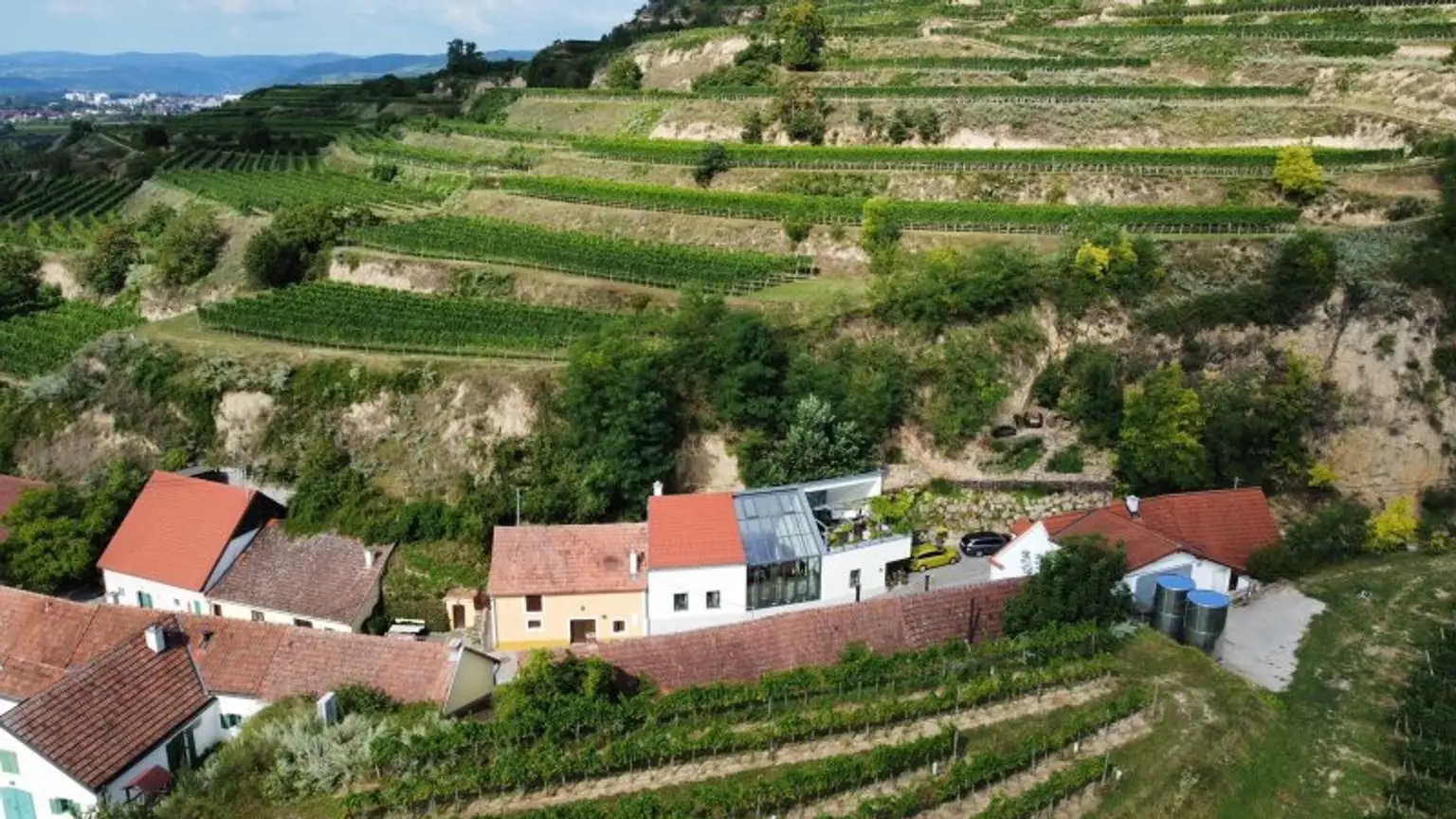 Einzigartige Liegenschaft in der Wachau | Ausgebautes Weinkeller-Loft mit WOW-Faktor