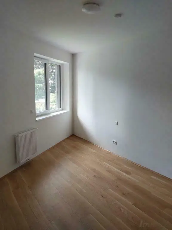 großzügige 5-Zimmer-Neubauwohnung mit zwei kleinen Terrassen und Tiefgarage im Villenvierteln zwischen UNI und LKH - Nähe Hilmteich