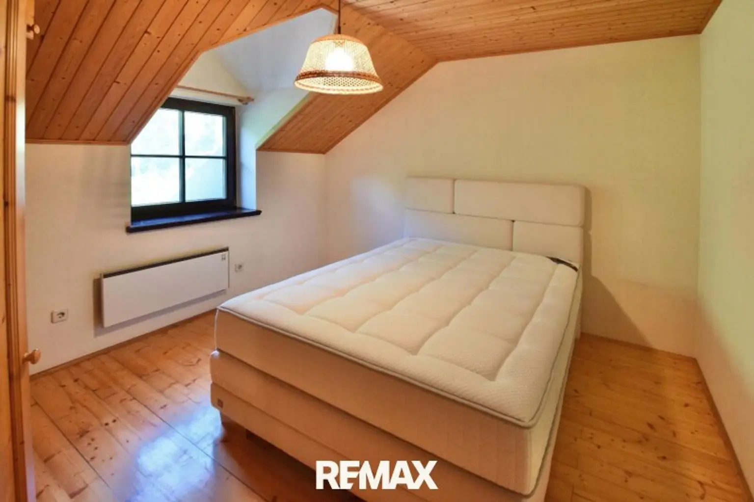 21 Schlafzimmer
