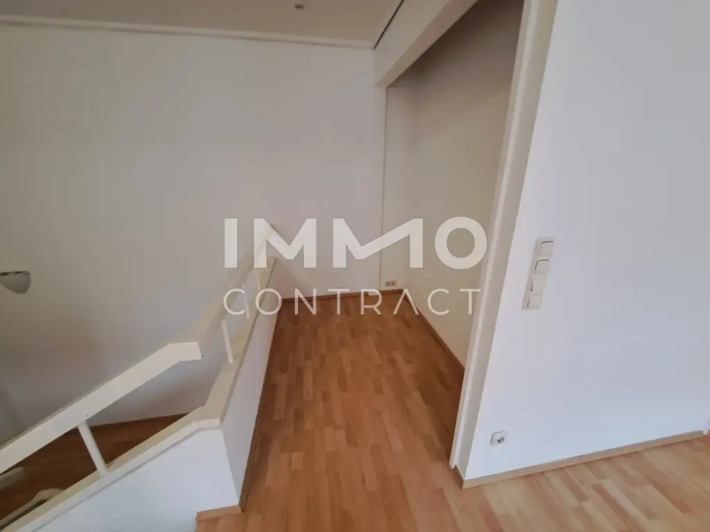 Schöne sanierte 2-Zimmer-Wohnung (Loft/Galeriewohnung)
