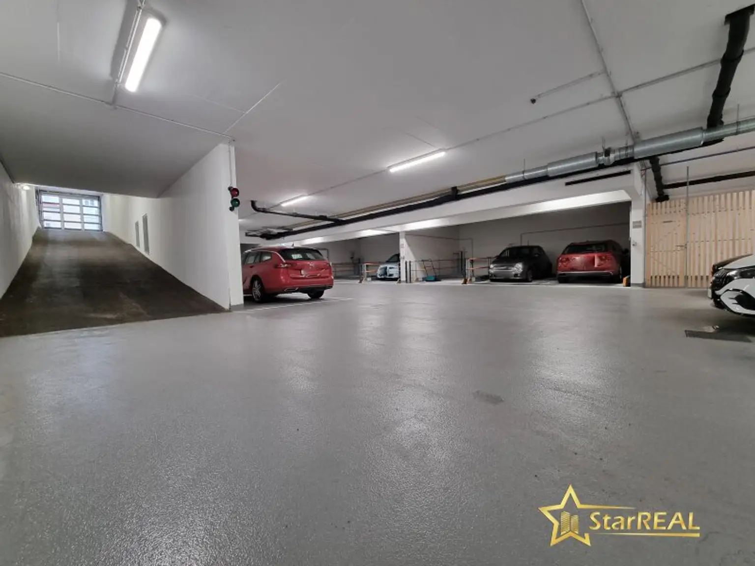 STILVOLLE 4-ZIMMER-ERSTBEZUGWOHNUNG IN ZENTRUMSNAHER LAGE VON MÖDLING - BALKON, 2 BÄDER & TIEFGARAGE OPTIONAL.