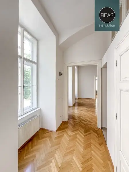Wunderschönes Büro in perfekter Lage nahe Stadtpark! Stellplatz verfügbar!