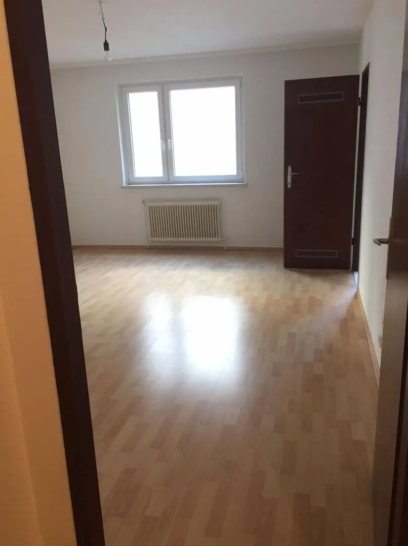 PERFEKTE SINGLEWOHNUNG/ U4 FRIEDENSBRÜCKE