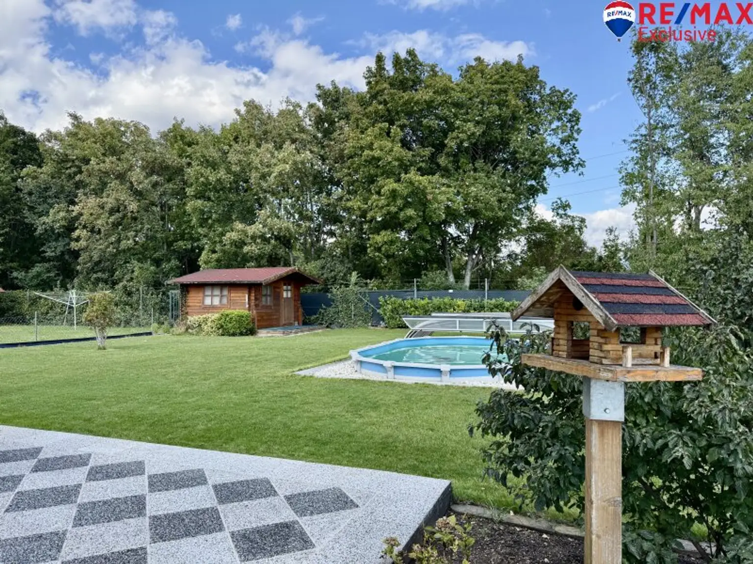 Seezauber – Einfamilienhaus auf ca. 120 m² Wfl. am Schloßsee in 2ter Reihe zu kaufen!