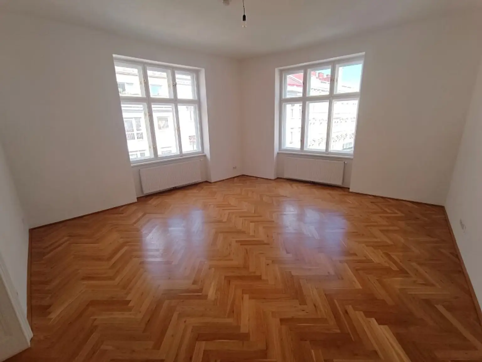 Großzügige 3-Zimmer Altbau-Wohnung in Bestlage! 3. Stock mit Lift! Nähe U4 Margaretengürtel und Pilgramgasse!