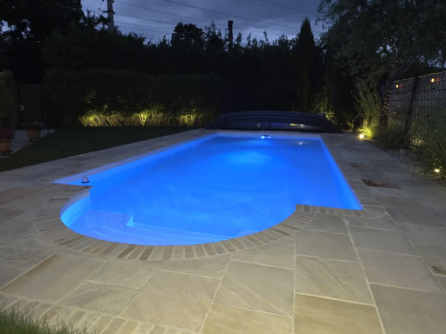 Oase!! - Bungalow mit Swimmingpool auf Pachtgrund!