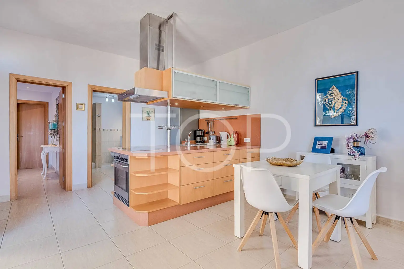 Finca-Apartment-Wohnzimmer-und-Küche-Playa-San-Juan-Teneriffa-2