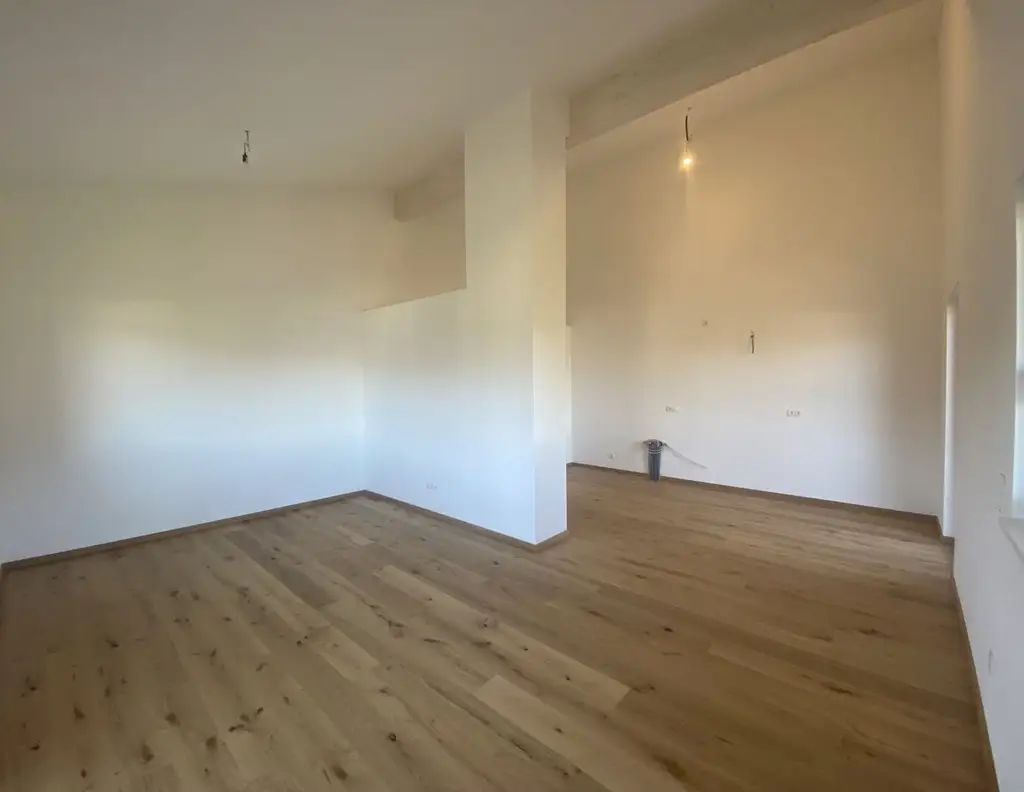 BEZUGSFERTIG! 3-ZIMMER-BALKON-WOHNUNG MIT GEBIRGSBLICK