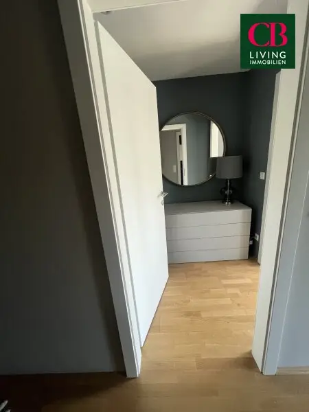 SÜDSEITIGES LUXUSDACHGESCHOSS in BESTLAGE - ZENTRUMSNAH