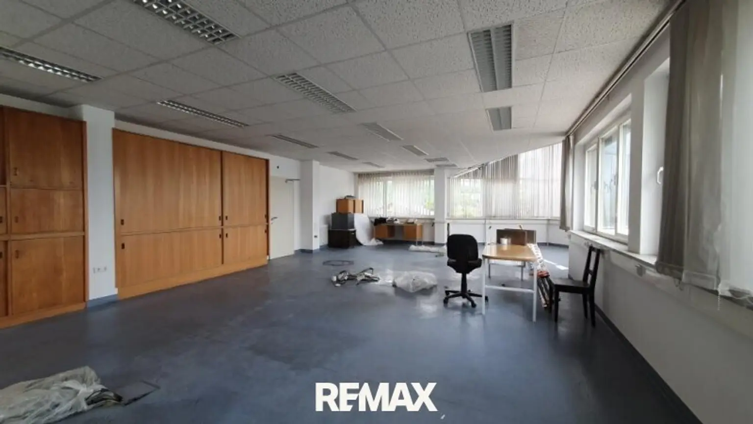 Büro 24