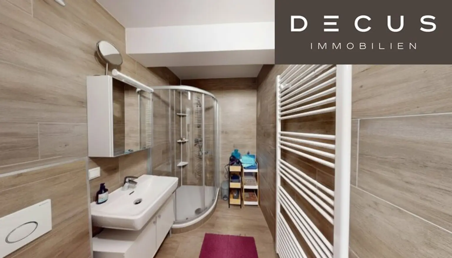 CHARMANTE DG-WOHNUNG MIT TERRASSE | SAUNA & GARAGE | WESTSEITIGE INNENHOFLAGE