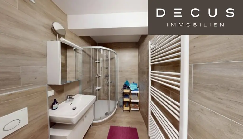 CHARMANTE DG-WOHNUNG MIT TERRASSE | SAUNA & GARAGE | WESTSEITIGE INNENHOFLAGE