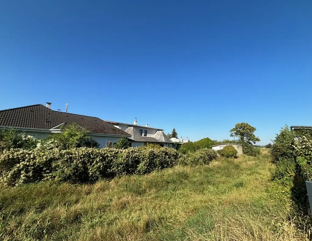 Großzügiger Baugrund teilbar in bis zu 6 Bauplätze - Nähe Ebreichsdorf