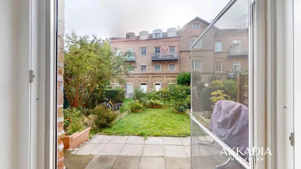 Maisonette-Wohnung mit Terrasse & Garten in zentraler Lage von Korneuburg – Wohnen im generalsanierten Backsteinbau