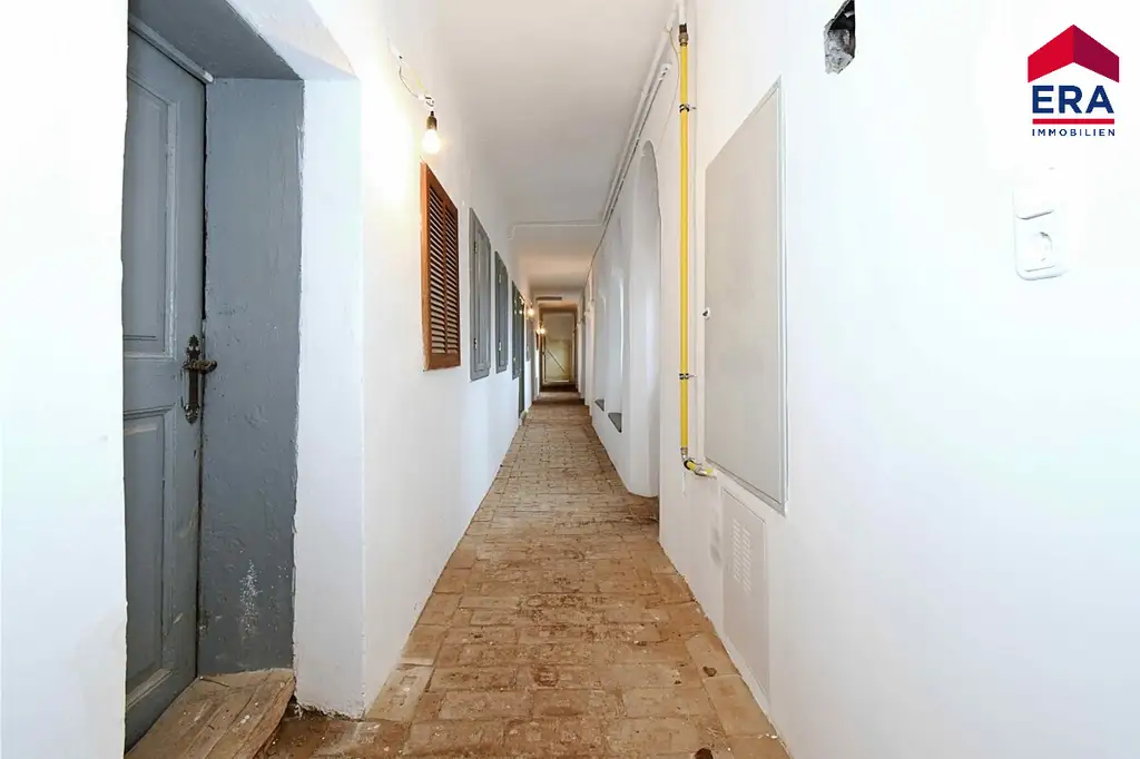 Sanierter Bauernhof mit zwei Wohnungen und großem Grundstück –ideal für Pferdeliebhaber und Familien