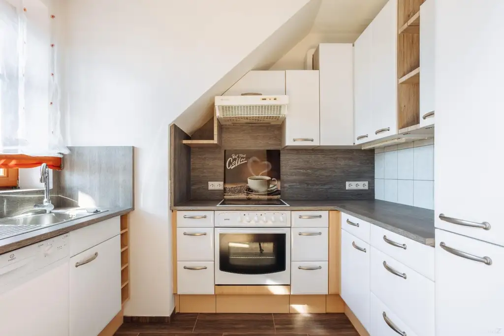 8435 Leitring/Leibnitz: Lichtdurchflutete Wohnung mit Westbalkon in ruhiger Stadtrandlage