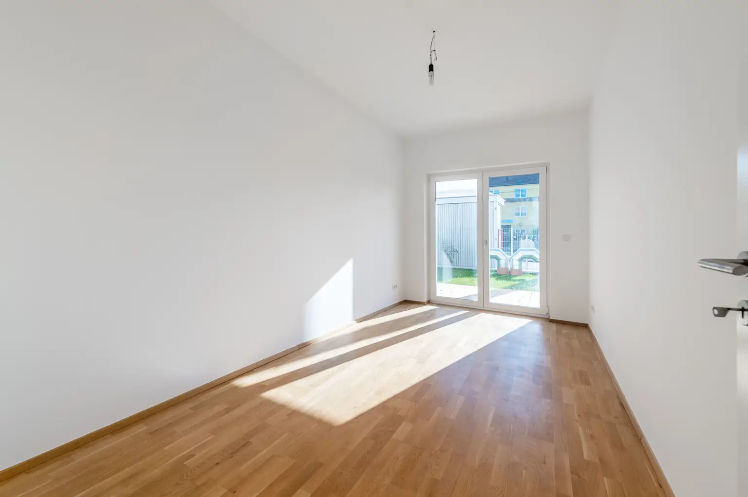 Moderne 4-Zimmer-Gartenwohnung in 1220 Wien