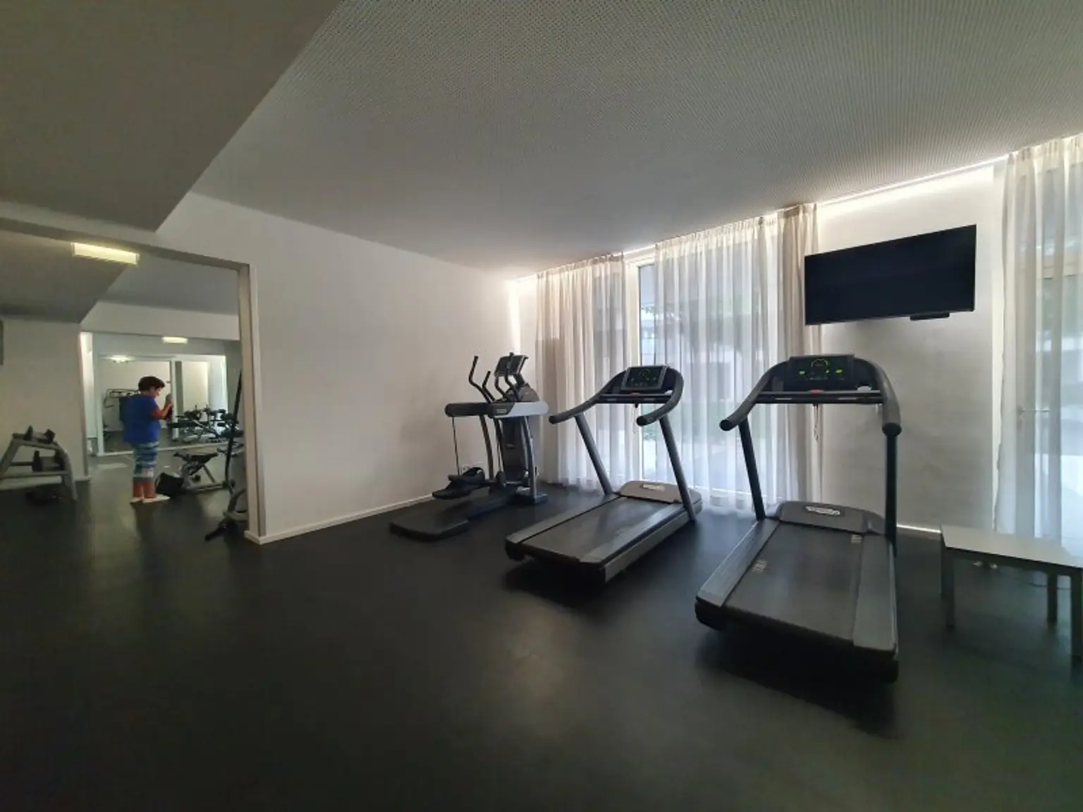 Möblierte 2-Zimmer-Wohnung im 10. Liftstock