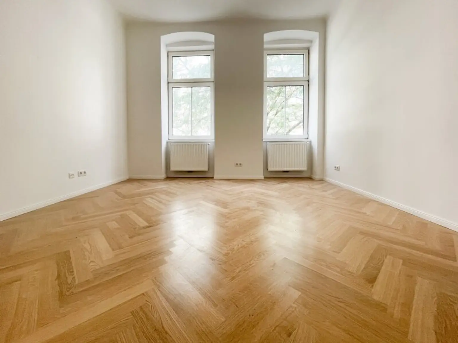 U3 "Hütteldorfer Straße": schön sanierte 2-Zimmerwohnung inkl. neuer Küche
