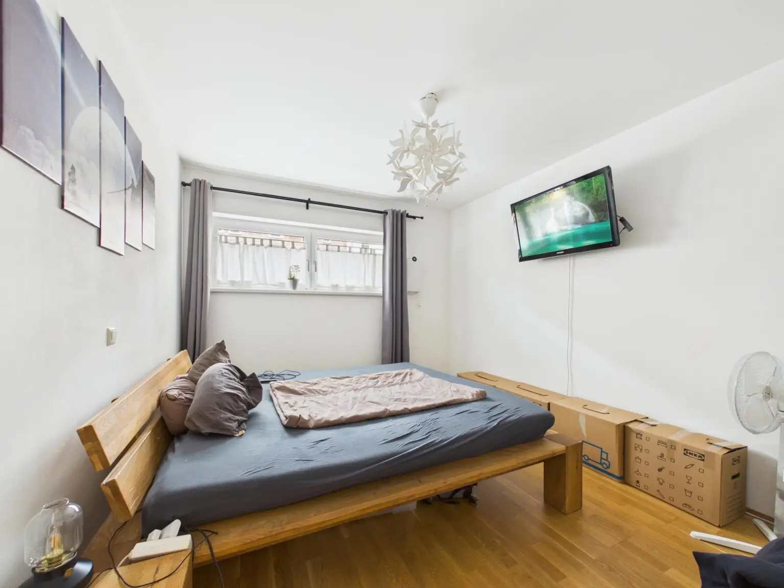 CAM04191G0-PR0087-STILL003