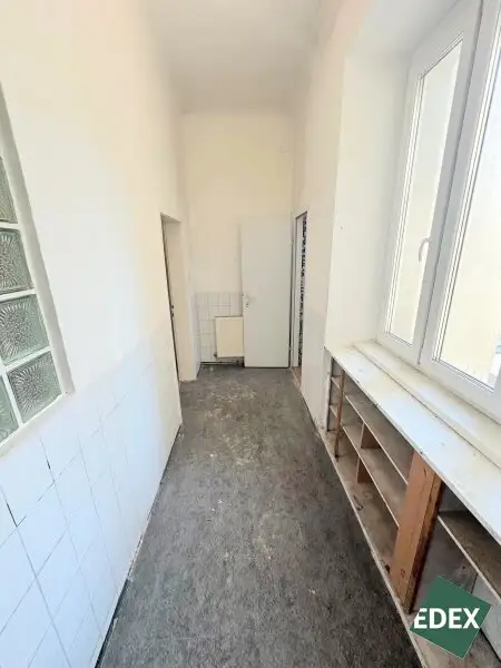 Sanierungsbedürftige 3-Zimmer Altbau-Wohnung in Favoriten