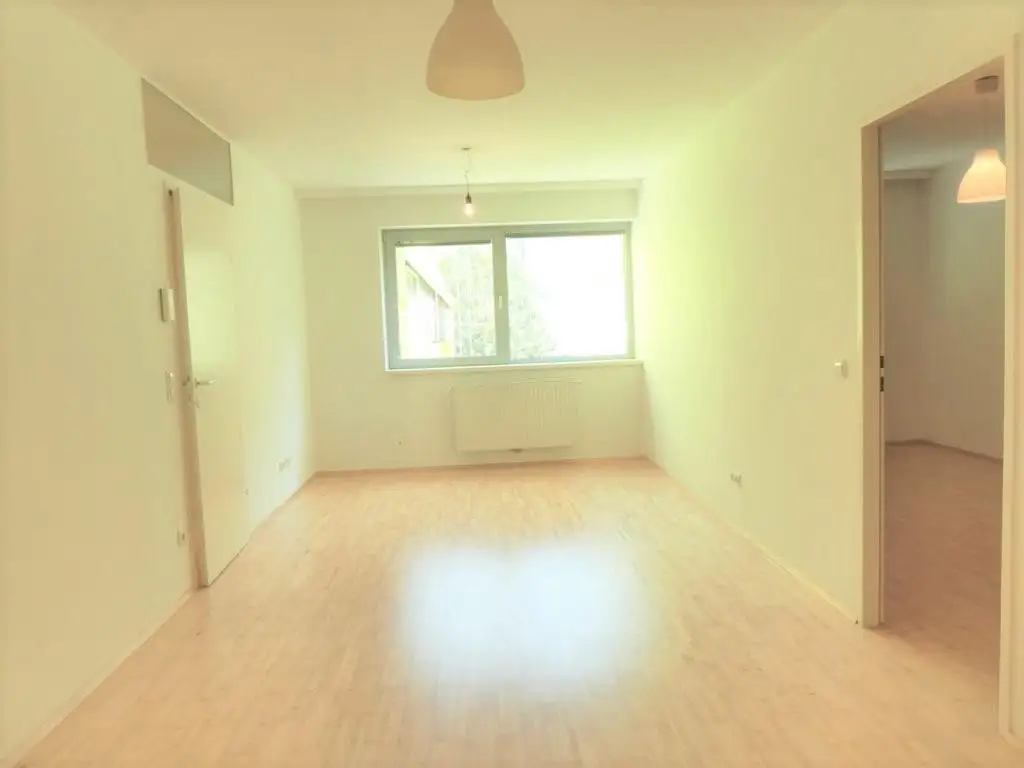 Kaiserstraße: Hofseitige, ruhige Neubauwohnung