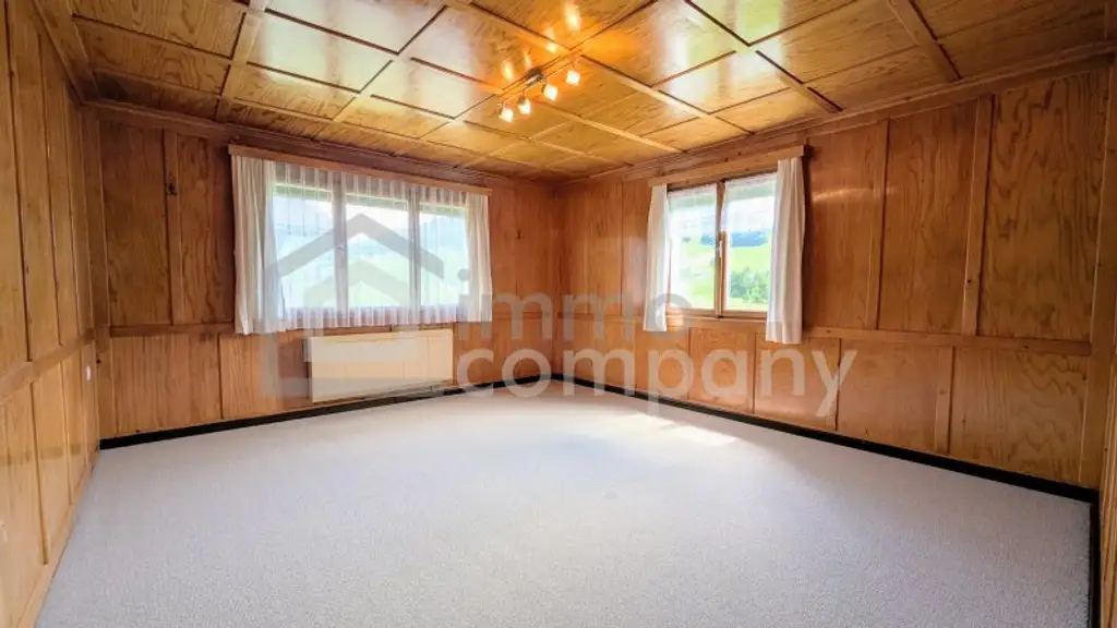 Traumhaftes Haus in Hittisau: 250 m² Wfl., Garten, Balkon & Garage für € 650.000,- !