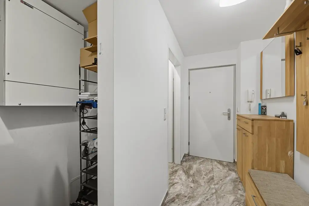 Neuwertige 4-Zimmer Wohnung mit Terrasse und Tiefgaragenplatz in Korneuburg!