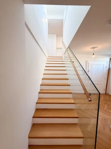 Exklusive 3-Zimmer-Dachgeschoßwohnung mit Klimaanlage und Dachterrasse – Kärntner Ring, 1010 Wien