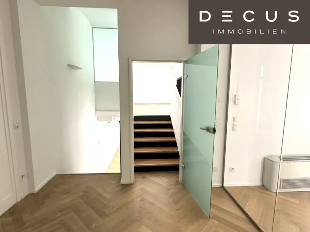 + + + REPRÄSENTATIVER ALTBAU + + + TOP CITY LAGE + + + 10 Räume + + +