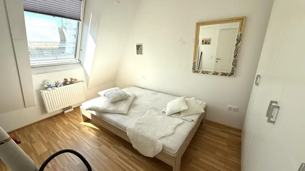 Hopfengasse: Dachgeschoßwohnung mit 7,55m² großer Terrasse