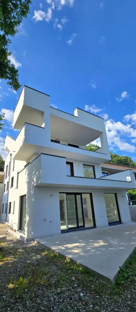 Exklusives Apartment mit Terrasse und einzigartigen Ausblick