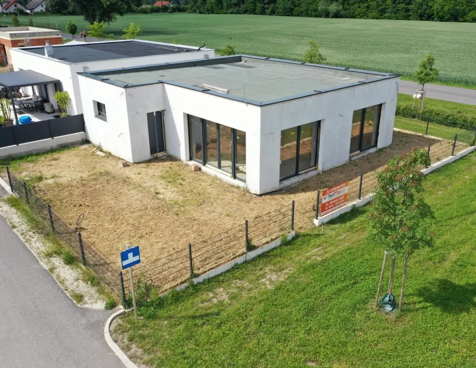 Bungalow, 4 Zimmer, 2 Kfz Stellplätze, Seezugang, Fertigstellungsarbeiten nötig