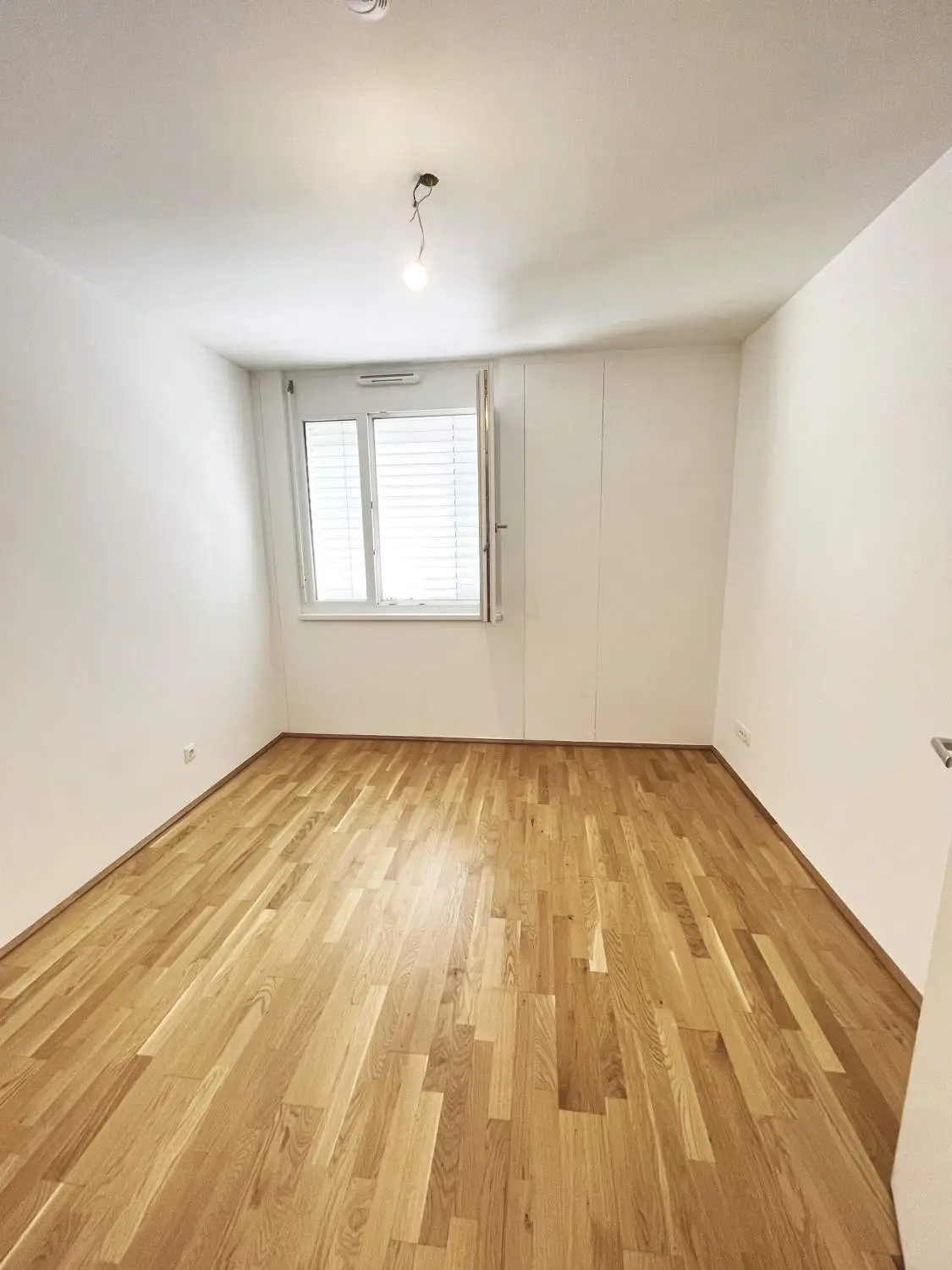 Q11 Leben in Simmering - 
Lichtdurchflutete Balkonwohnung mit 4 Zimmern und Deckenkühlung!