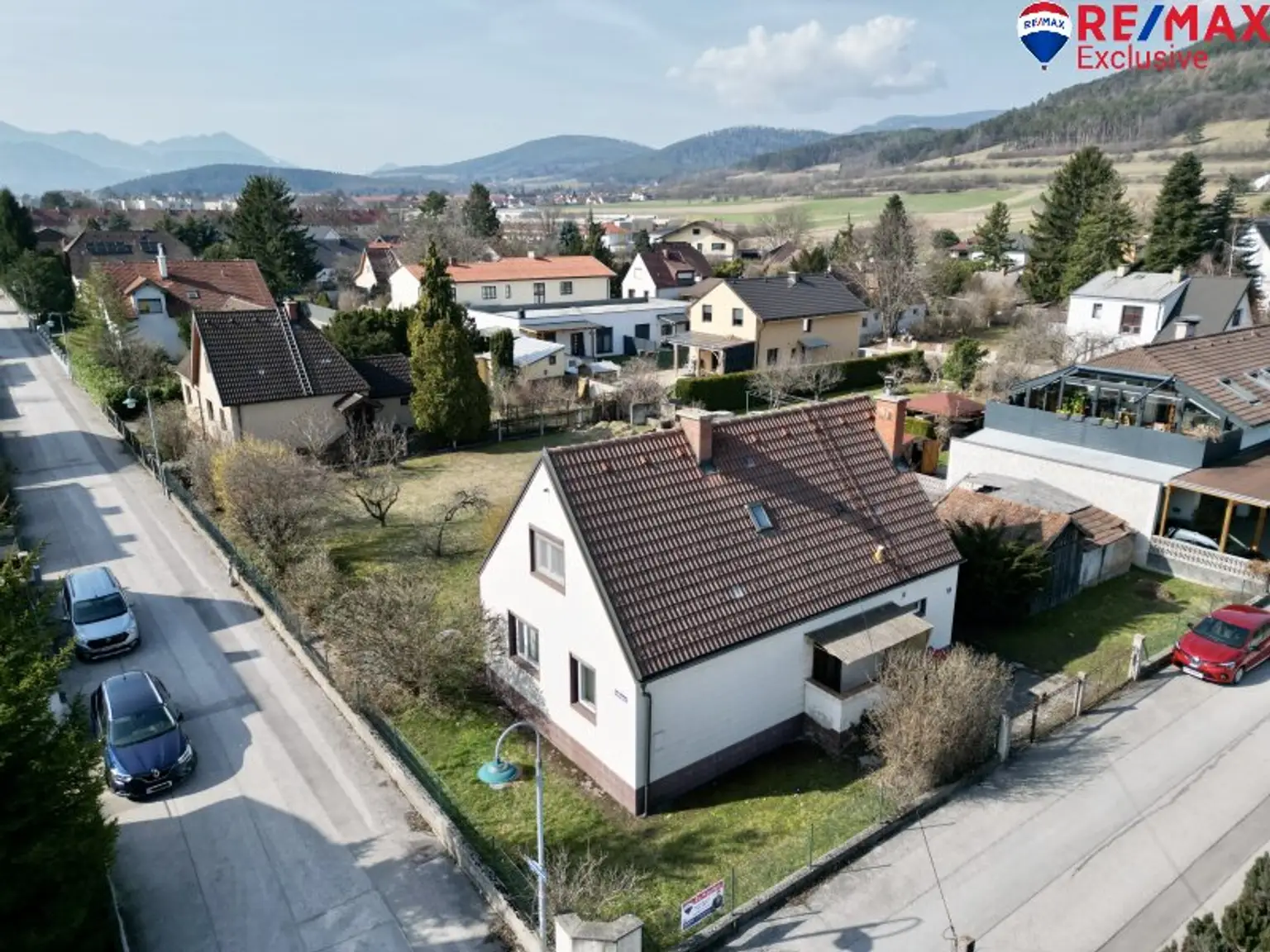 Gartenliebe -  Charmantes Einfamilienhaus mit ca. 99,10 m² Wfl. auf 1.027 m² Grund!