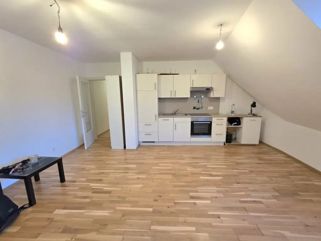 Ruhige Studentenwohnung in zentraler Lage!