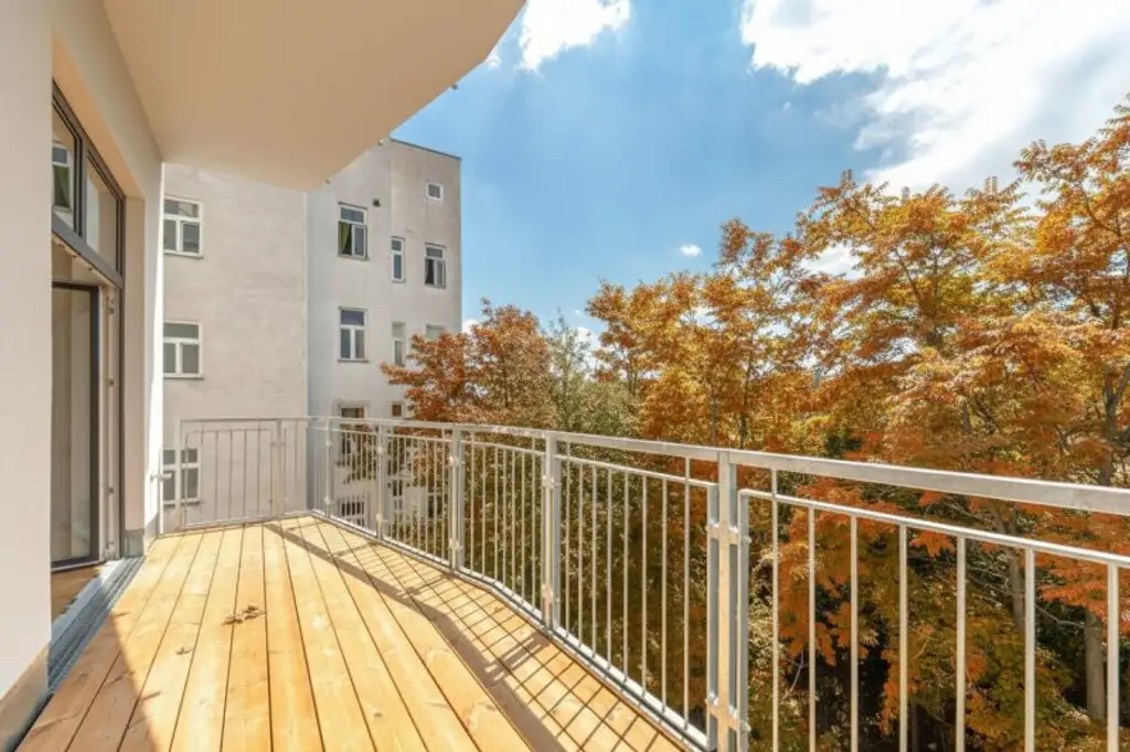 ++NEU++ Fantastische 2-Zimmer Altbauwohnung mit Balkon