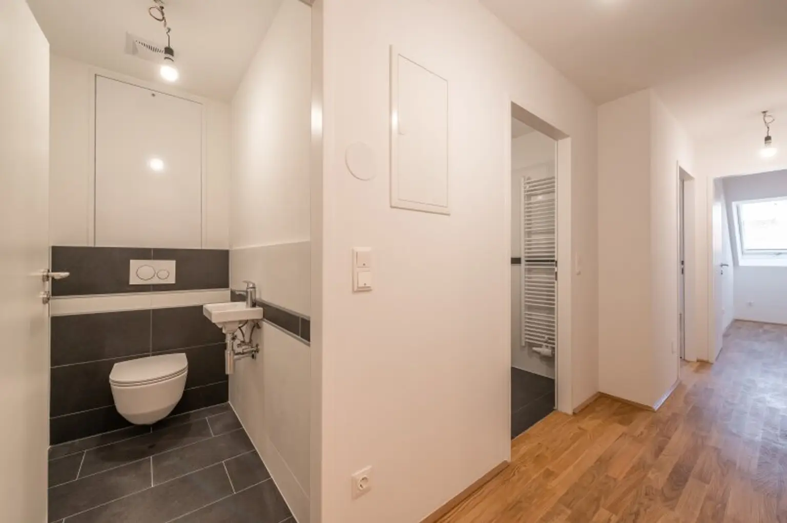 ++NEU++ 3-Zimmer DG-ZWEITBEZUG mit Dachterrasse! ++VIDEOBESICHTIGUNG++