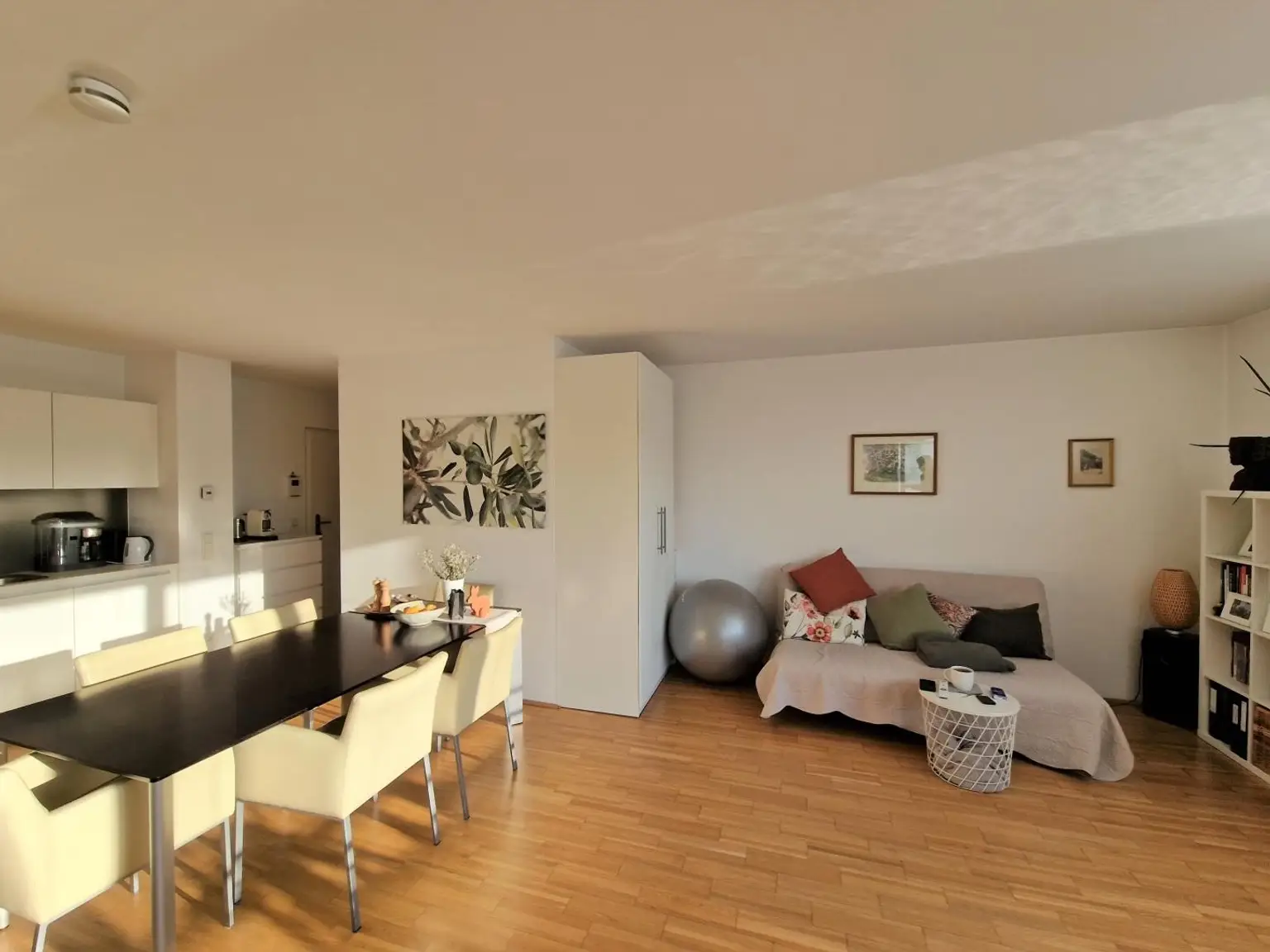 Moderne, westseitige DG-Terrassenwohnung - Nähe U4 und 5.Bezirk