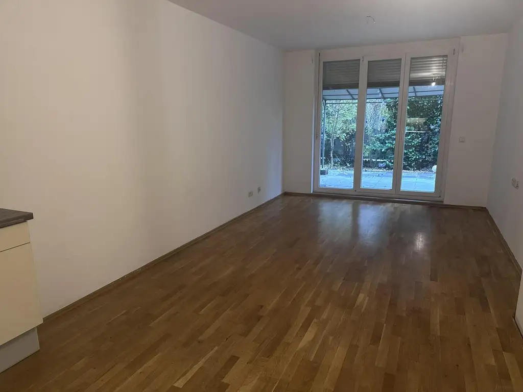 Derzeit geförderte 3-Zimmerwohnung mit Garten!