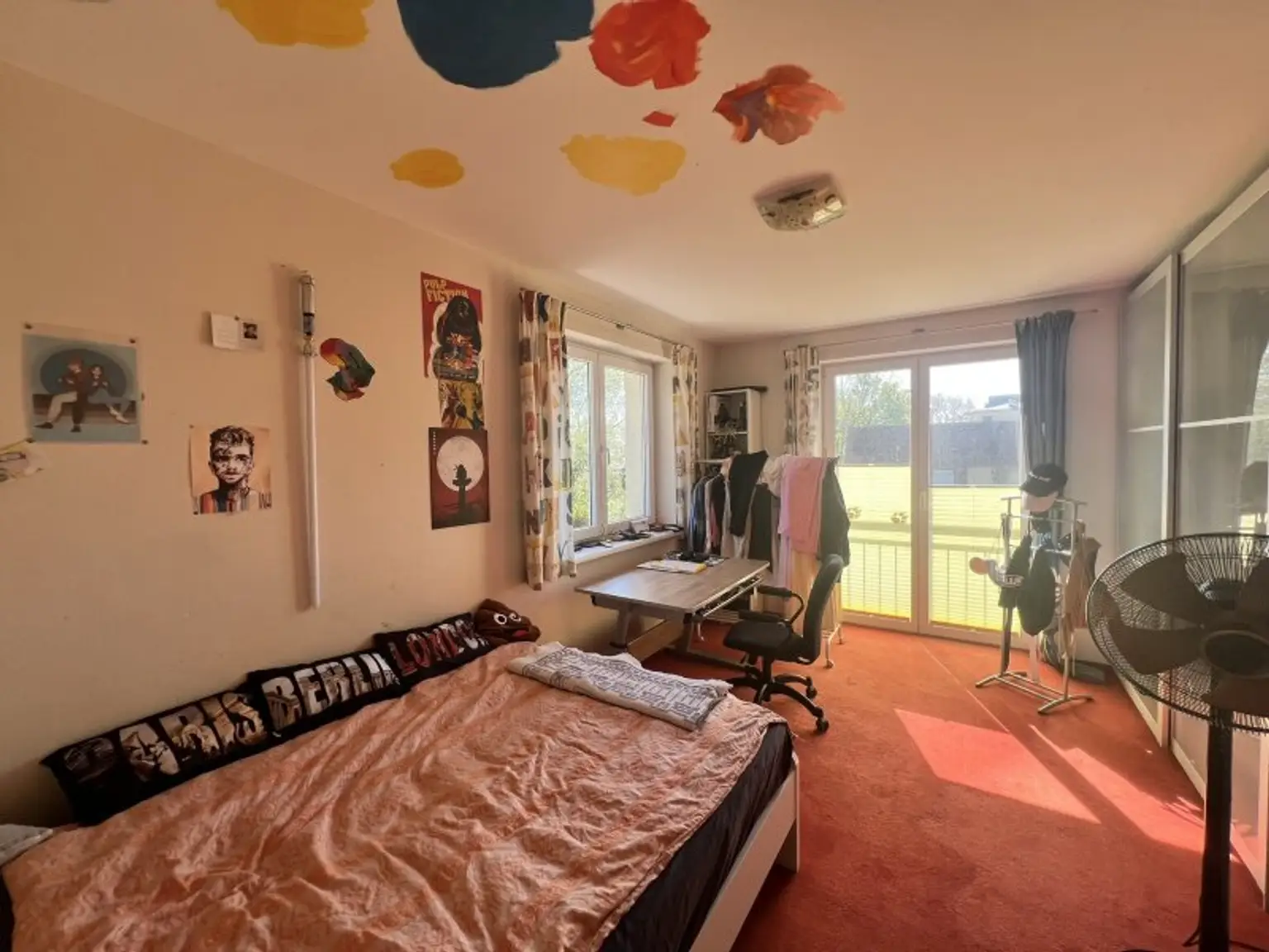 Moderne, zentrumsnahe Familienvilla mit großem Garten in gefragter Grünruhelage (!)