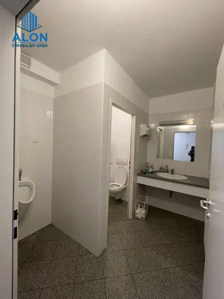 Büro- Fläche im Gemeinschaftsbüro