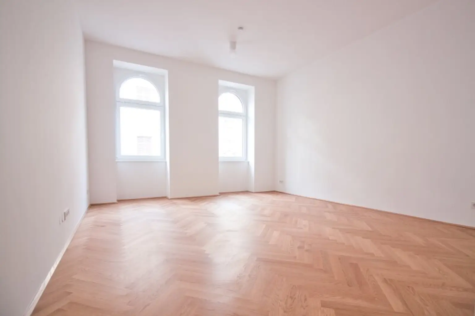 ERSTBEZUG nach Generalsanierung | Fußbodenheizung | tolle Ausstattung | guter Grundriss