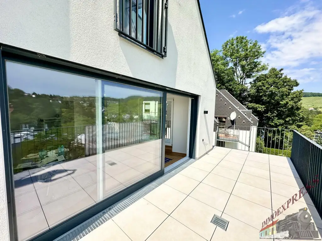Neuer Preis! Wohntraum (Top 6) 4-Zimmerwohnung + 32,71 m² Balkon, Erstbezug, Erstklassige Ausstattung, Neubau, luxuriös + Garage
