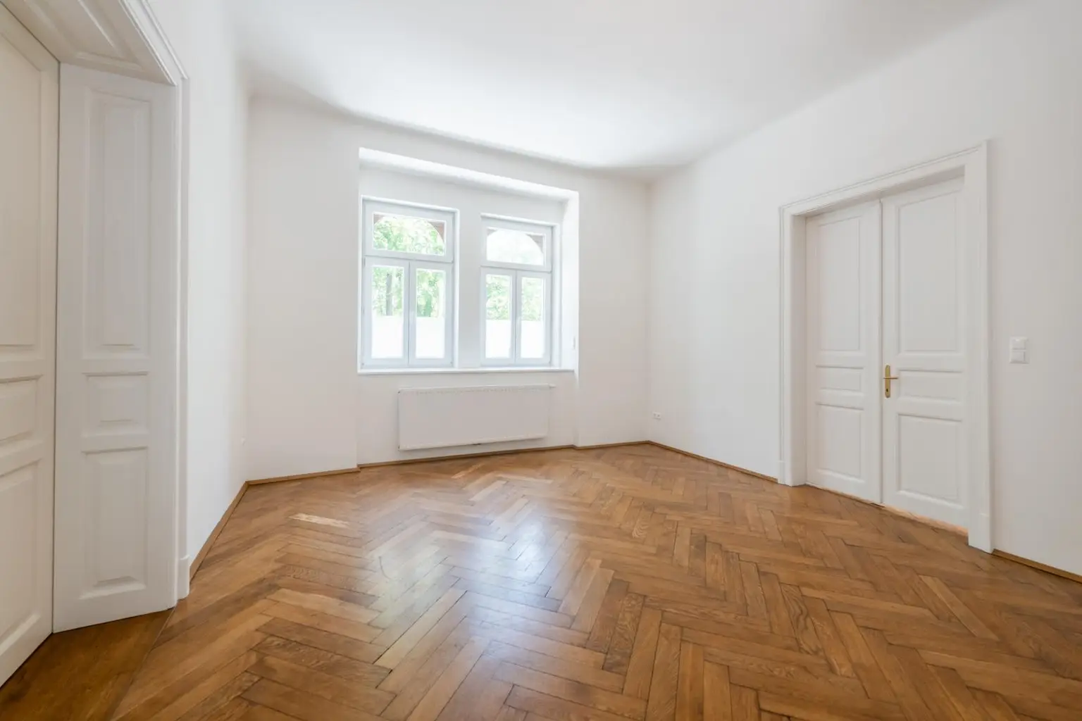 Großzügiges Wohnzimmer