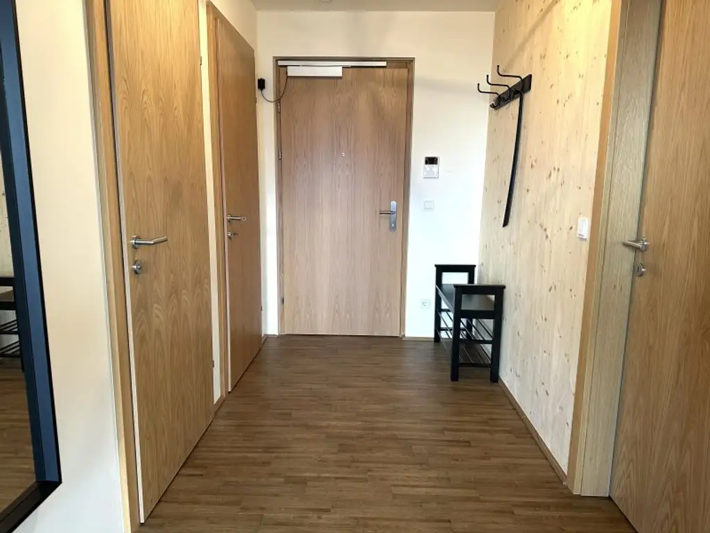 Wunderschöne & vollmöblierte 2-Zimmerwohnung in absoluter Ruhelage mit schönem Ausblick von großer Terrasse - en suite Badezimmer inklusive