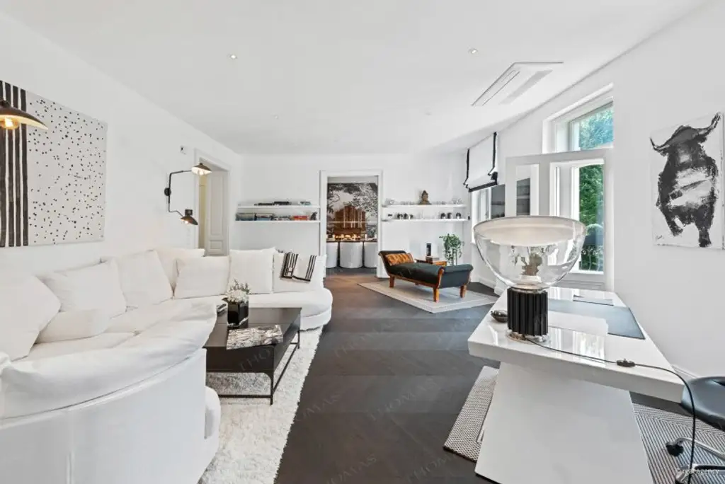 Luxuriöse, komplett möblierte Designerwohnung mit Balkon in Bestlage Döbling – barrierefrei & bezugsfertig