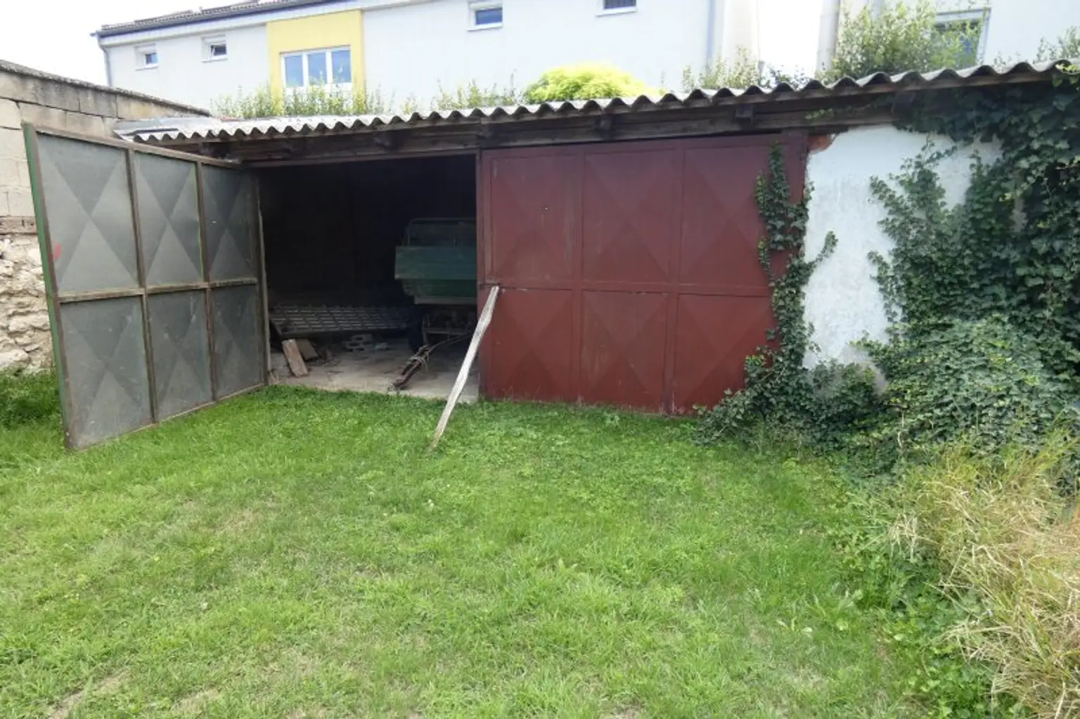 ALTER STRECKHOF IN ZENTRALER LAGE