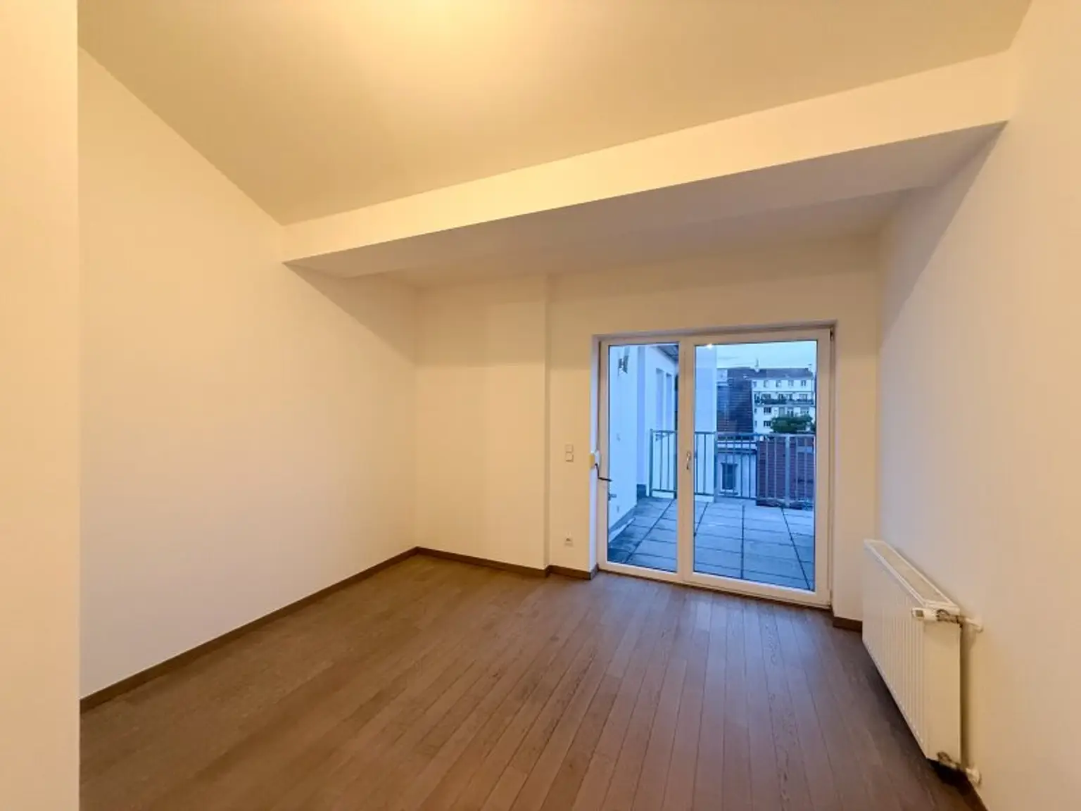 Großzügige 2-Zimmer Wohnung nahe U1 Keplerplatz in ruhiger Lage zu vermieten!